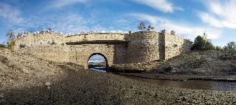 El pantano del Pontón Alto presentaba esta imagen desoladora de sequedad el verano pasado