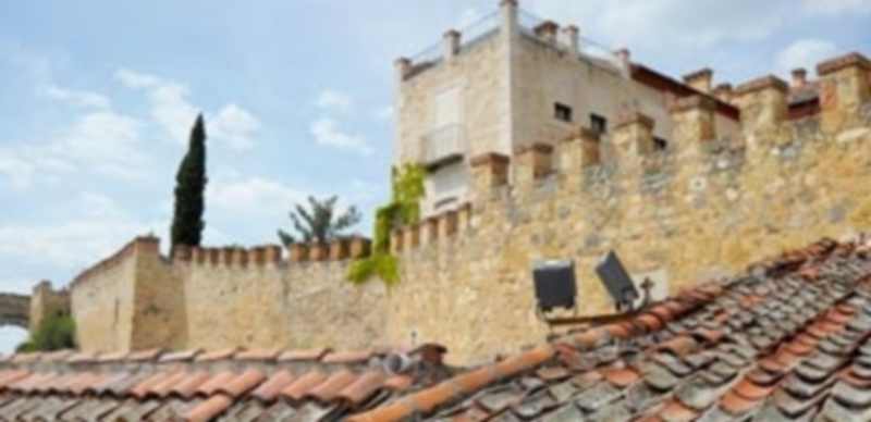 Paño de la Muralla a la altura del número 6 de la calle San Juan. / KAMARERO