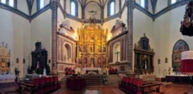 La iglesia de la Asunción en Martín Muñoz de las Posadas se incluye en los monumentos que abrirán en estas fechas. / K.