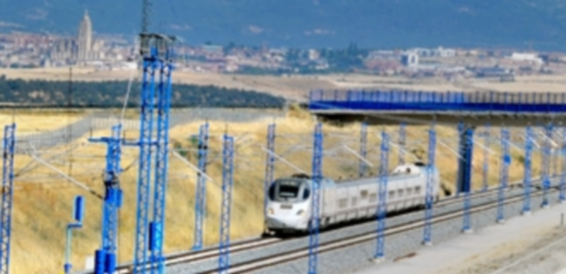 La nueva línea supone la prolongación de la red de alta velocidad del corredor Madrid-Segovia-Valladolid. / Kamarero