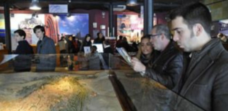 La tarjeta está ya a la venta en las instalaciones del Centro de Recepción de Visitantes. / Juan Martín