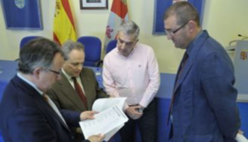 López-Escobar (izq)