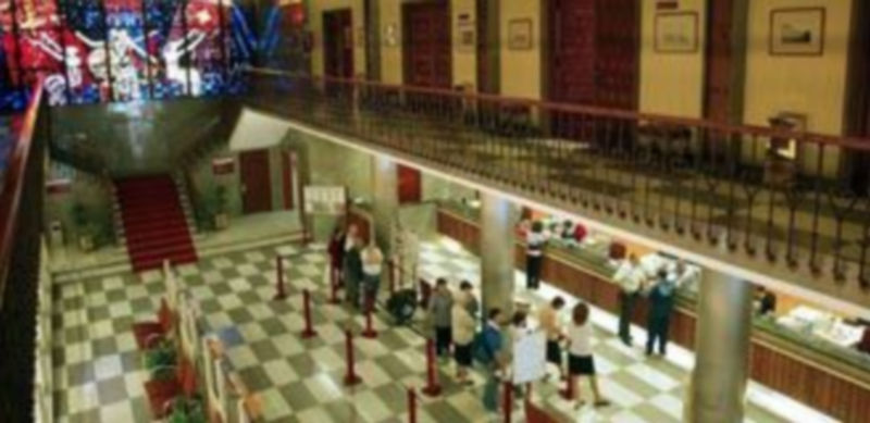 Imagen del interior de las oficinas centrales de Caja Segovia