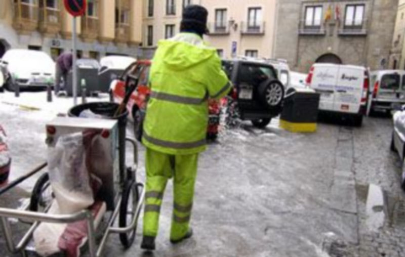 Todos los equipos para la campaña de vialidad invernal ya están preparados. /KAMARERO