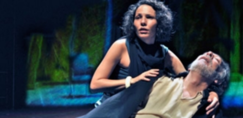 Valery Tellechea y José Pedro Carrión en una de las escenas de ‘Júbilo terminal’