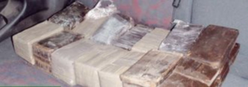 Imagen de la droga incautada y que se encontraba oculta en el vehículo. /EL ADELANTADO