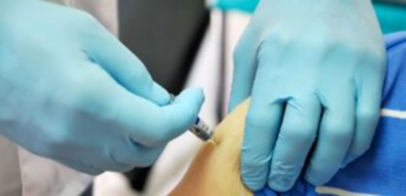 Imagen de una anterior campaña de vacunación llevada a cabo por la Junta de Castilla y León. / Alberto Benavente