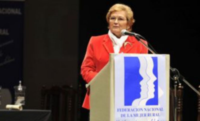 «Las mujeres rurales buscan su futuro en el mundo laboral» 1 La fundadora y presidenta de Femur