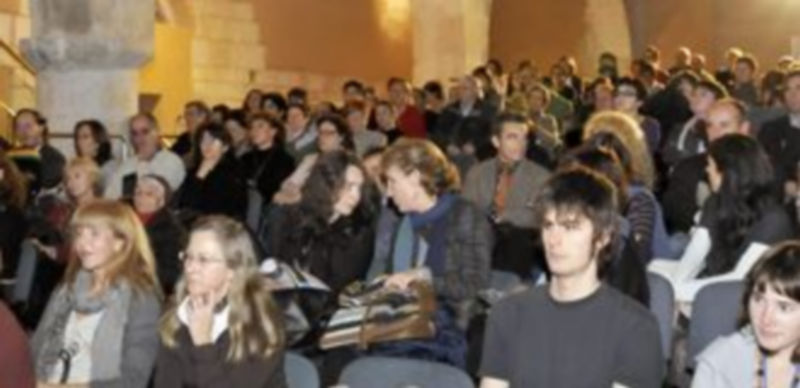 Imagen de archivo del público asistente a una de las sesiones de la edición de MUCES del año pasado. / Juan Martín.