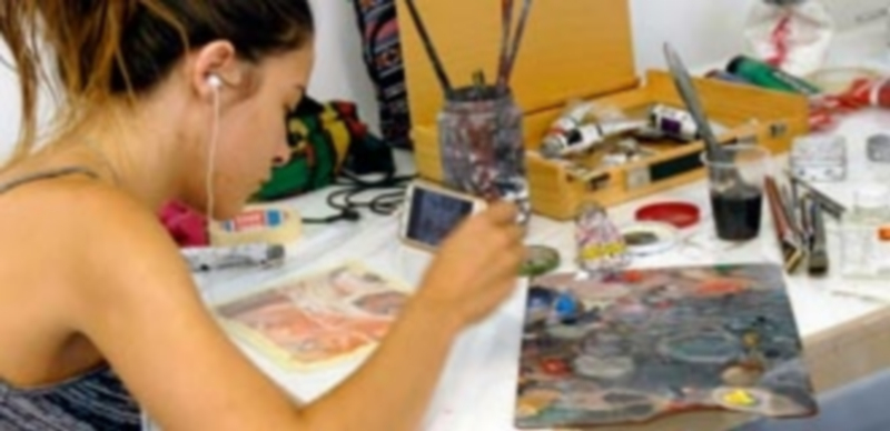 Una de las alumnas becadas el año pasado. / Elena Peña