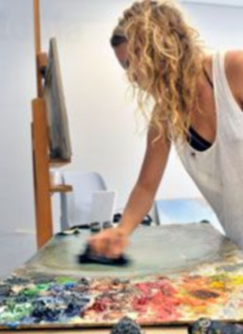 Pintores pensionados: Este año sí 1 Una pintora