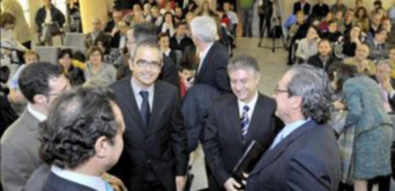 Imagen de archivo de la ceremonia de inauguración del pasado curso del centro asociado de la Uned. / Kamarero