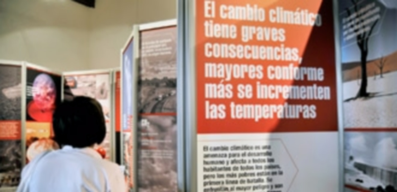 El Centro Nacional de Educación Ambiental albergó hace unas semanas una exposición sobre el cambio climático. / Kamarero