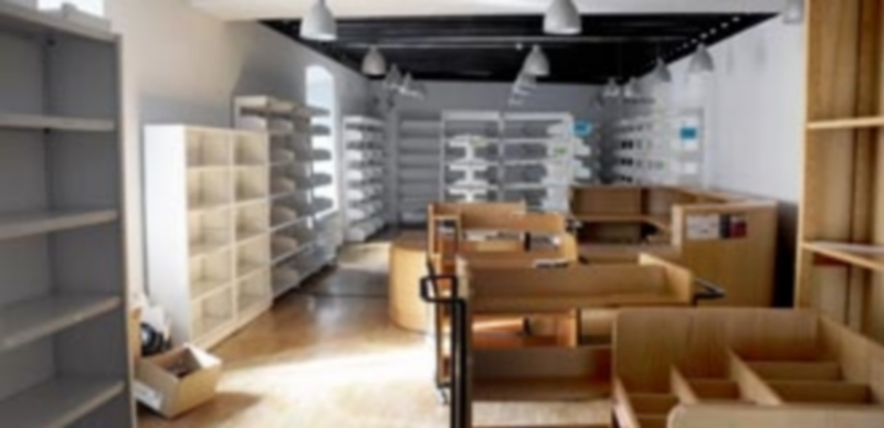 Interior de la que ha sido biblioteca pública