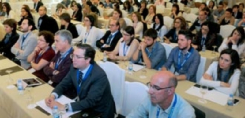 Cerca de 200 expertos debaten en Segovia el carácter multidisciplinar de la Neumología. /Kamarero