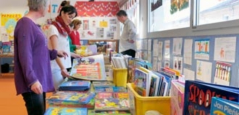 Imágen de la Feria del libro en inglés del ‘Peñascal’. / Kamarero