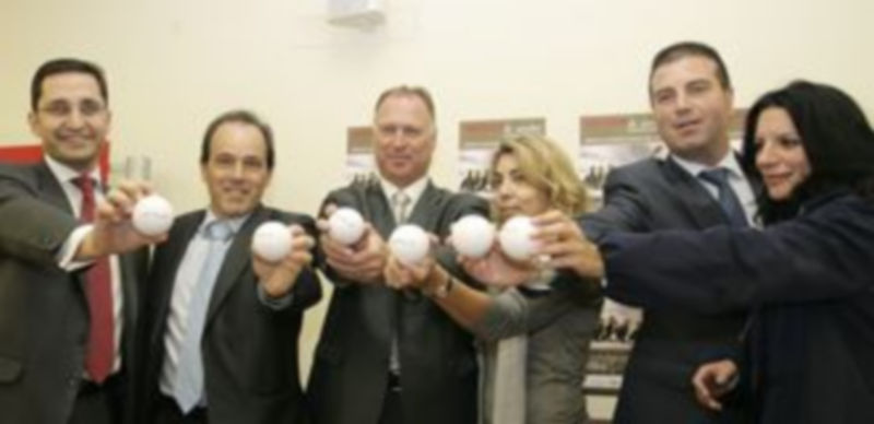 José María Chaparro y Carlos Besteiro (primero y segundo por la izquierda)