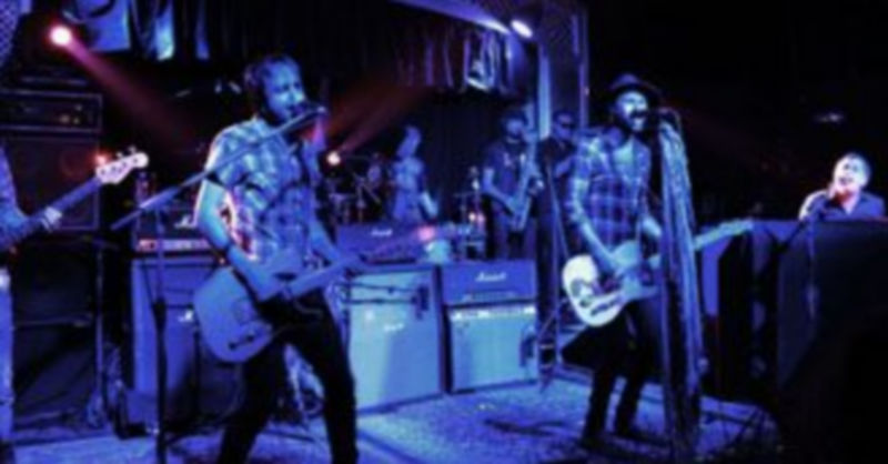 La Sala Boss albergó el recital que ofreció el ex-Pereza con sus nuevas canciones. / Manuel Caros