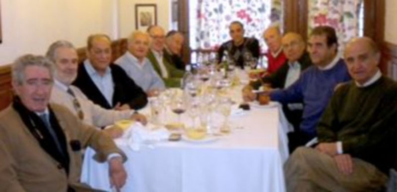 La Tertulia del restaurante La Taurina celebró el lunes su almuerzo navideño. / El Adelantado