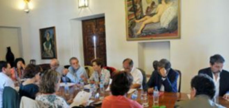 Un momento de la reunión de la directiva de la FAPE