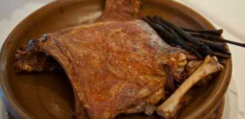 Segolechal ha vendido más de 20.000 lechazos durante la Navidad. / K.