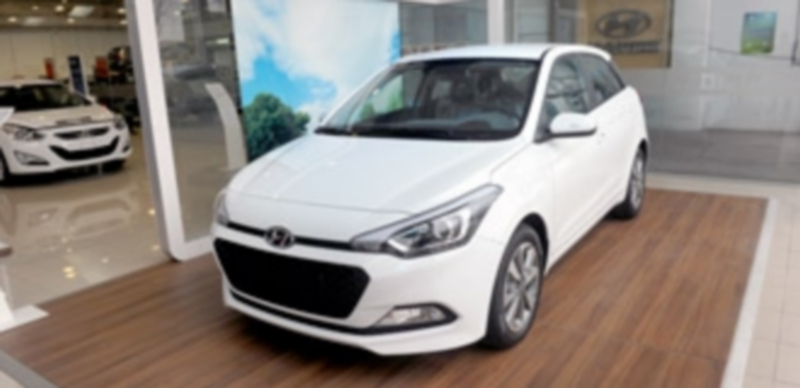 El nuevo Hyundai i20 ya está disponible en el concesionario situado en el polígono industrial El Cerro. / Kamarero