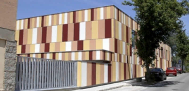 La construcción del pabellón ha sido financiada por la Consejería de Educación y el Ayuntamiento de Segovia./ NEREA LLORENTE