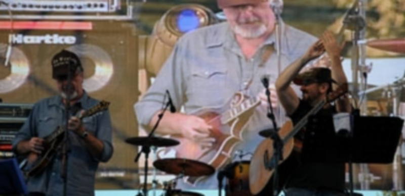 The West Bluegrass Band ambientó perfectamente la posterior actuación de Jayhawks./ El Adelantado