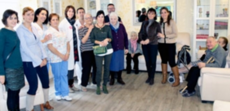 Una de las visitas realizadas en los últimos días a la Unidad Convivencial del centro ‘La Funcisla’. / El Adelantado