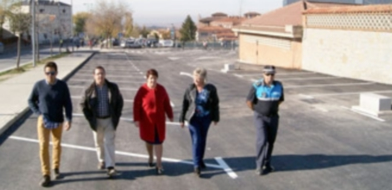 Autoridades y técnicos visitaron la zona recientemente reordenada. / E. A.