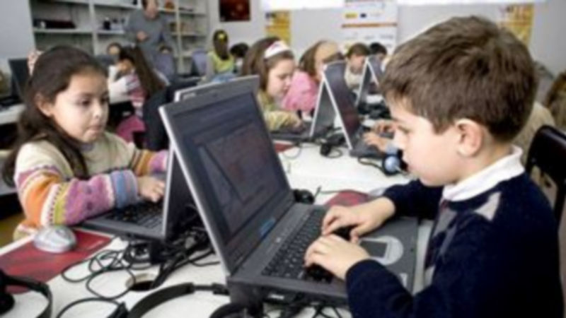 Los objetivos del plan es la adaptación de los habitantes de la localidad con las Nuevas Tecnologías. / Ical