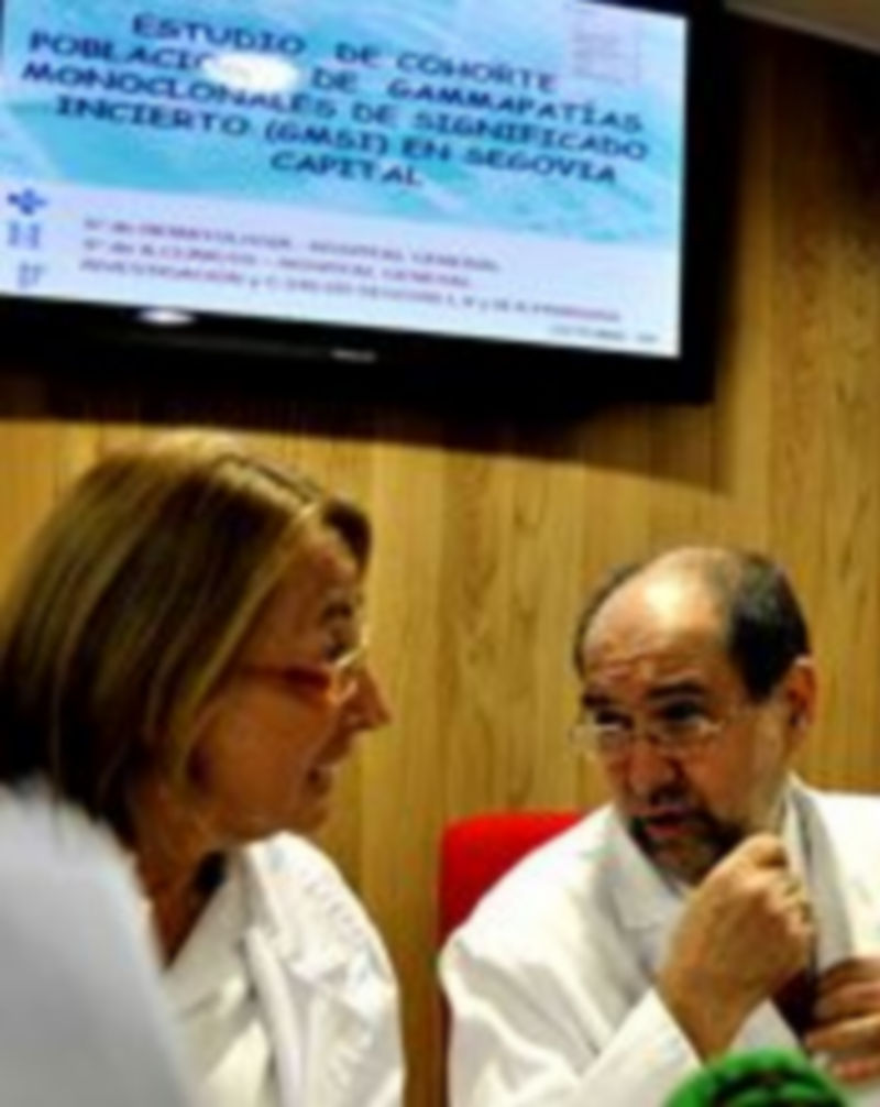 M. José Jiménez Cobaleda y José Hernández Martín./Kamarero