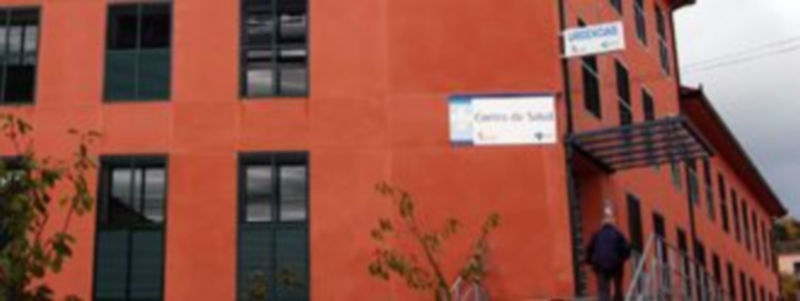 Imagen exterior del centro de salud de San Ildefonso./Kamarero