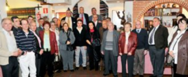 Los profesionales de la madera se reunieron ayer para conmemorar su fiesta patronal de San José. / Kamarero