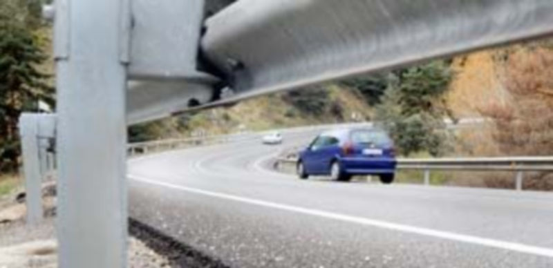 Imagen de uno de los tramos de carreteras cuya conservación ha adjudicado el Ministerio de Fomento. / Kamarero