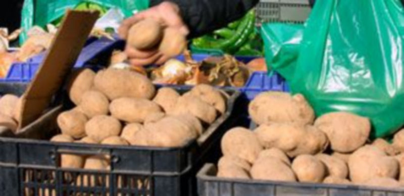 Las patatas acumulan un incremento del IPC superior al 24 por ciento en relación con abril de 2012. / Kamarero