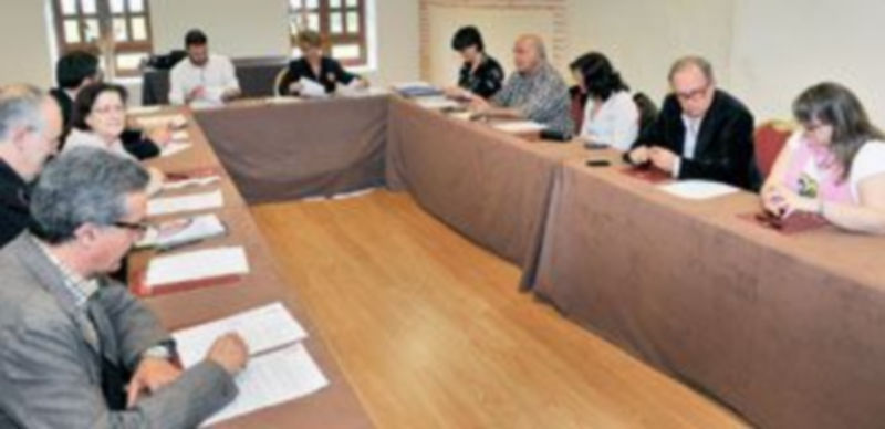 Los internistas estudian alternativas a la hospitalización convencional 1 La asamblea de la Sociedad de Medicina Interna celebrada ayer precedió la reunión científica que tendrá lugar hoy en la Sala Ex.Presa. / Kamarero