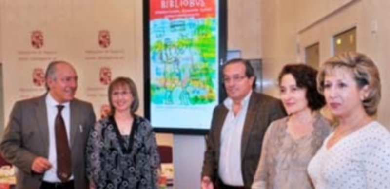 Responsables de Cultura y las bibliotecarias de los Bibliobuses