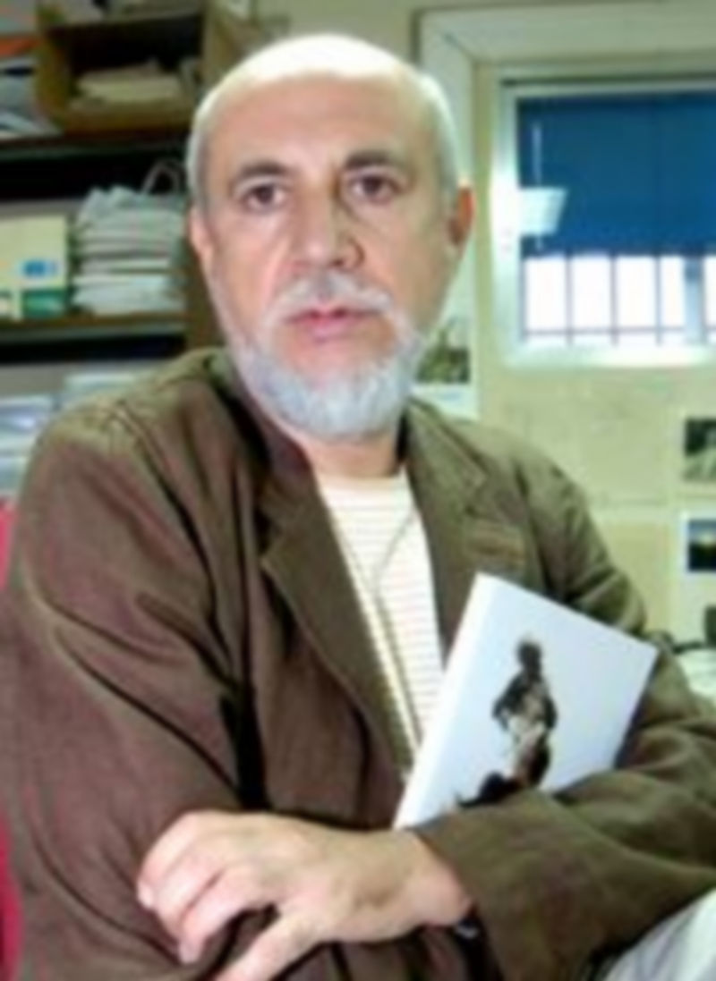 El artista Carlos León