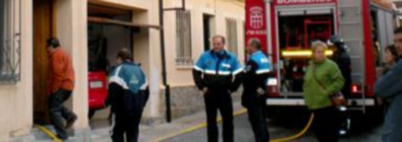 Un incendio causa graves daños en una vivienda del barrio de El Carmen 1 / Foto: M.G.