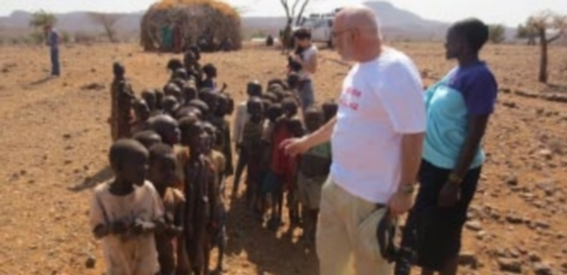 La Fundación desarrolla proyectos educativos y sanitarios en varios países./ EX