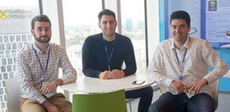 Los tres estudiantes de ‘María Moliner’ en Polonia. / e.a.