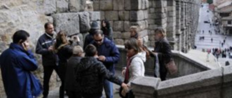 El número de turistas que ha visitado Segovia en el último año no ha descendido en comparación a los anteriores