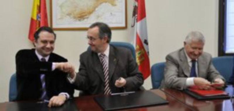 Arahuetes (izq.) y López-Escobar (centro)