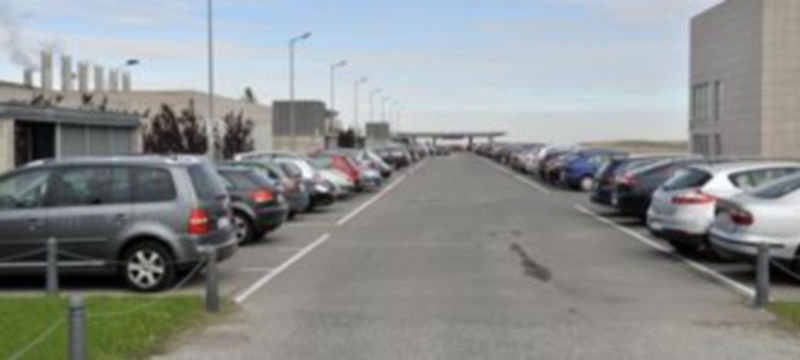 El párking del Hospital General de Segovia pasará a ser de pago a partir del próximo 1 de octubre. / Kamarero