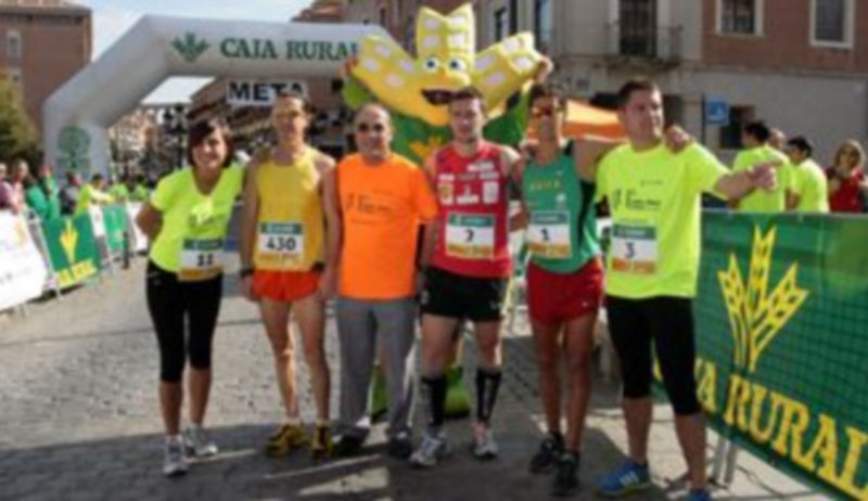 Rufo Sanz (tercero por la izquierda)