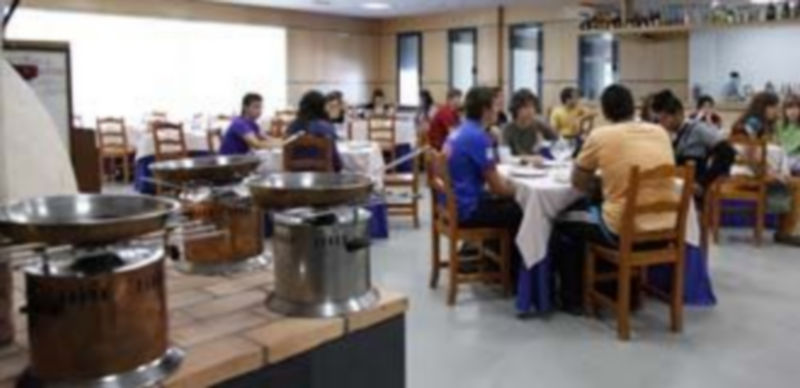 Salón de peluquería del Centro Integrado de Formación Profesional construido en el barrio de Nueva Segovia/ D. de Miguel