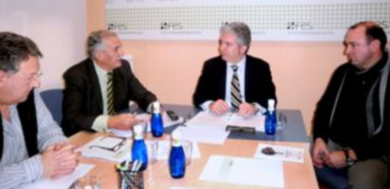 El presidente y el secretario general de la FES