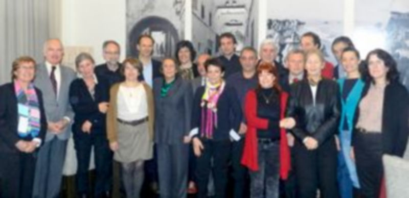 Fotografía de familia de los representantes educativos del Instituto Cervantes en Tetúan. / El Adelantado