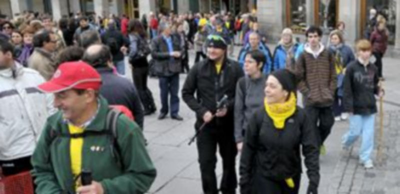 Los andariegos llegaron a la Plaza Mayor de Segovia sobre las dos y media de la tarde